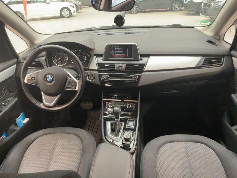 BMW 2er 218i Active Tourer Basis — zdjęcie 12