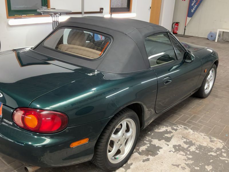 Mazda MX-5 1.6 Miracle — zdjęcie 6