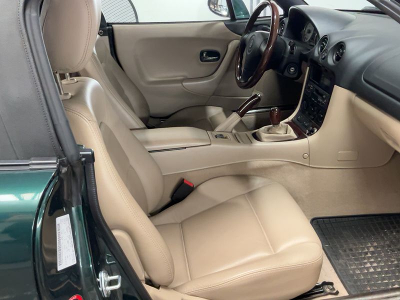 Mazda MX-5 1.6 Miracle — zdjęcie 11