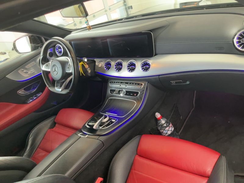 Mercedes-Benz E-Klasse E 220 d AMG Line — zdjęcie 12