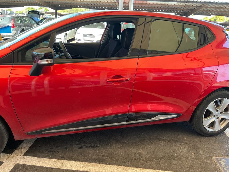 Renault Clio 0.9 Energy Expression 2013 – снимка 4