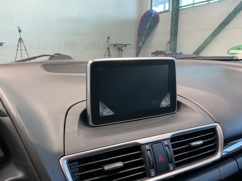 Mazda 3 2.0 Center-Line 2014 – снимка 29