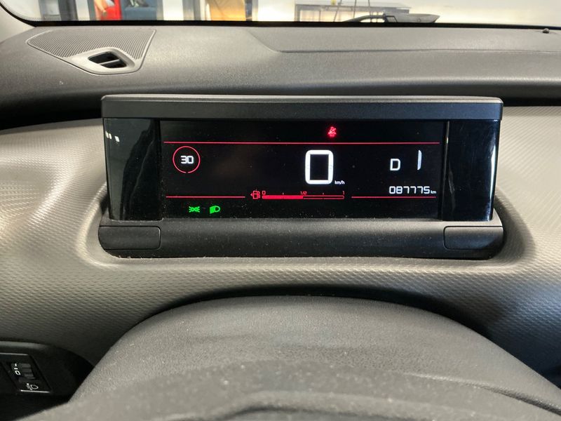 Citroen C4 Cactus 1.5 Blue-HDi Shine — zdjęcie 13
