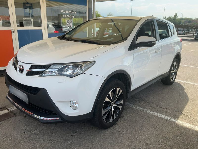 Toyota RAV 4 2.2 D-4D Advance