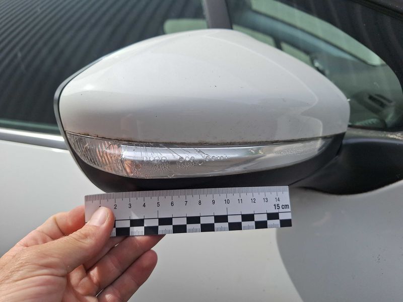 Peugeot 2008 1.5 Blue-HDi Allure Business 2019 – снимка 22
