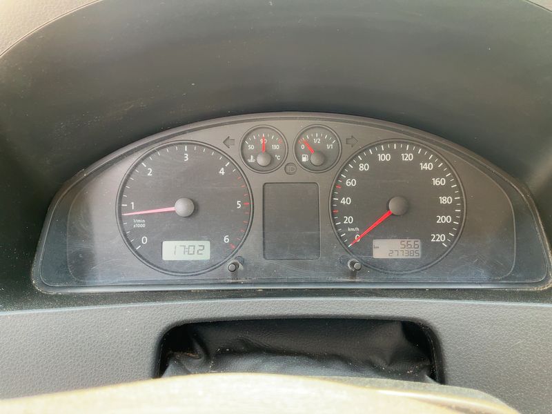 Volkswagen T5 California 2.5 TDI Beach — zdjęcie 13