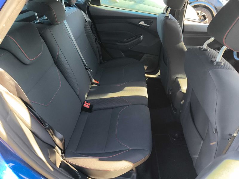 Ford Focus 1.5 TDCi ST-Line — zdjęcie 14