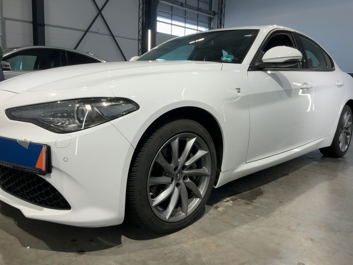 Alfa Romeo Giulia 2.0 Turbo Ti Q4