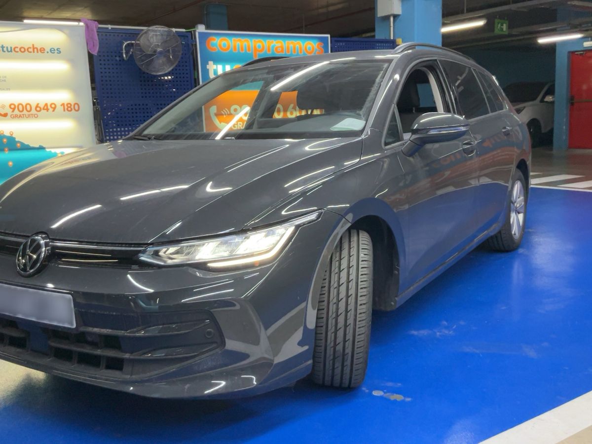 Volkswagen Golf 2024
