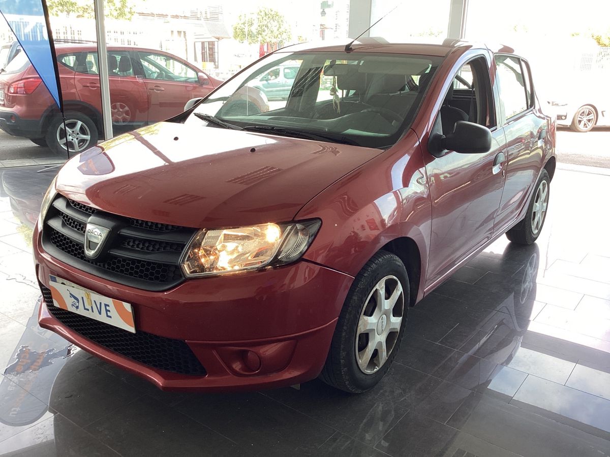Dacia Sandero 2013
