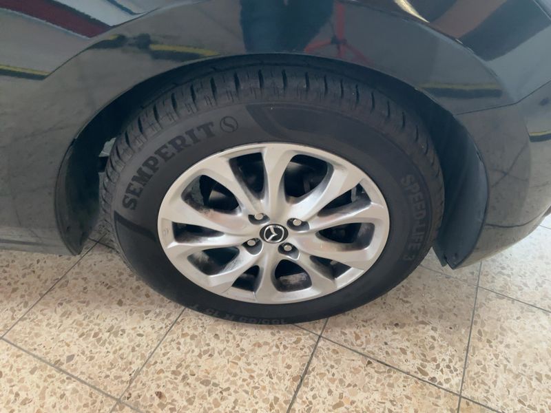 Mazda 2 1.5 Attraction 2016 – снимка 11