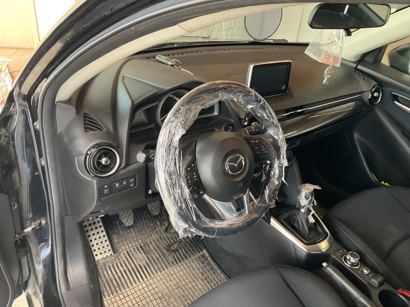 Mazda 2 1.5 Attraction 2016 – снимка 29