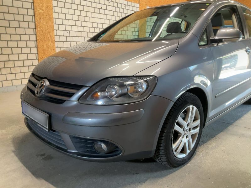 Volkswagen Golf V Plus 1.6 Edition — zdjęcie 2
