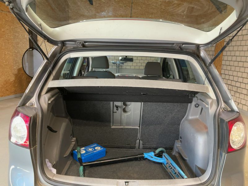 Volkswagen Golf V Plus 1.6 Edition — zdjęcie 10