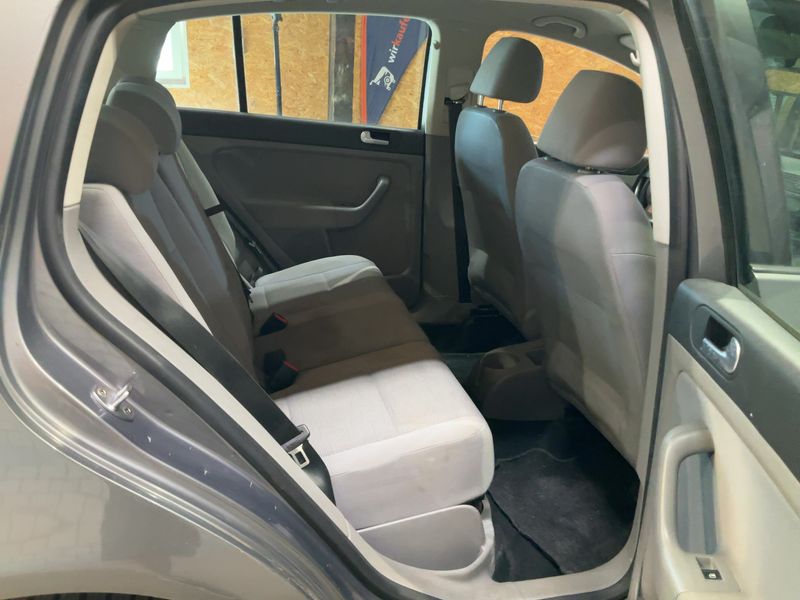Volkswagen Golf V Plus 1.6 Edition — zdjęcie 14