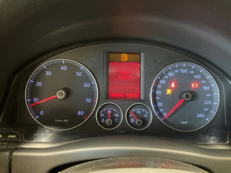 Volkswagen Golf V Plus 1.6 Edition — zdjęcie 13