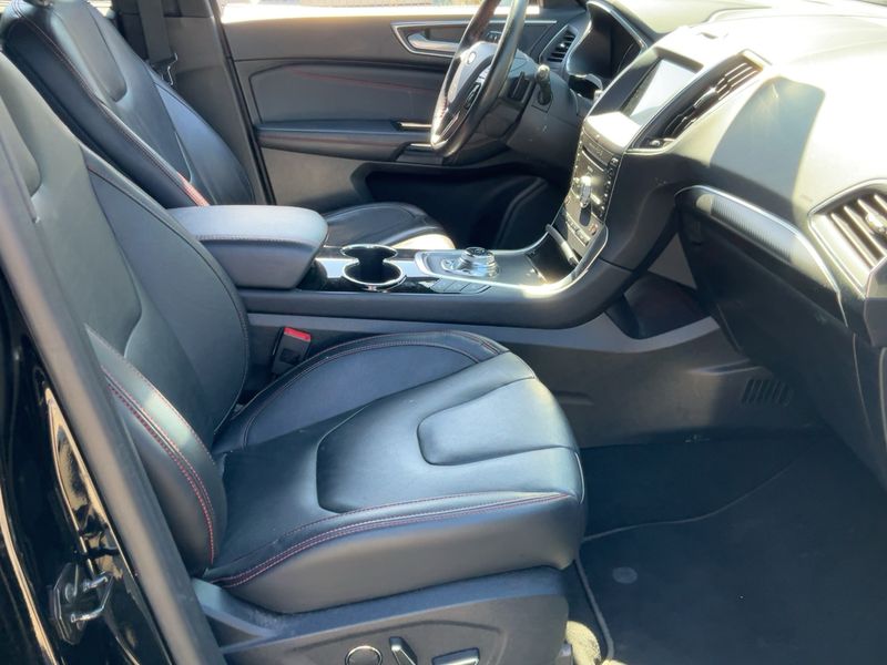 Ford S-Max 2.0 TDCi EcoBlue ST-Line AWD — zdjęcie 11