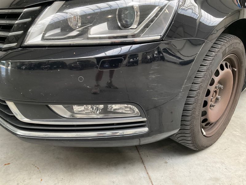 Volkswagen Passat 1.6 TDI Business Edition BlueMotion Tech 2015 – снимка 29