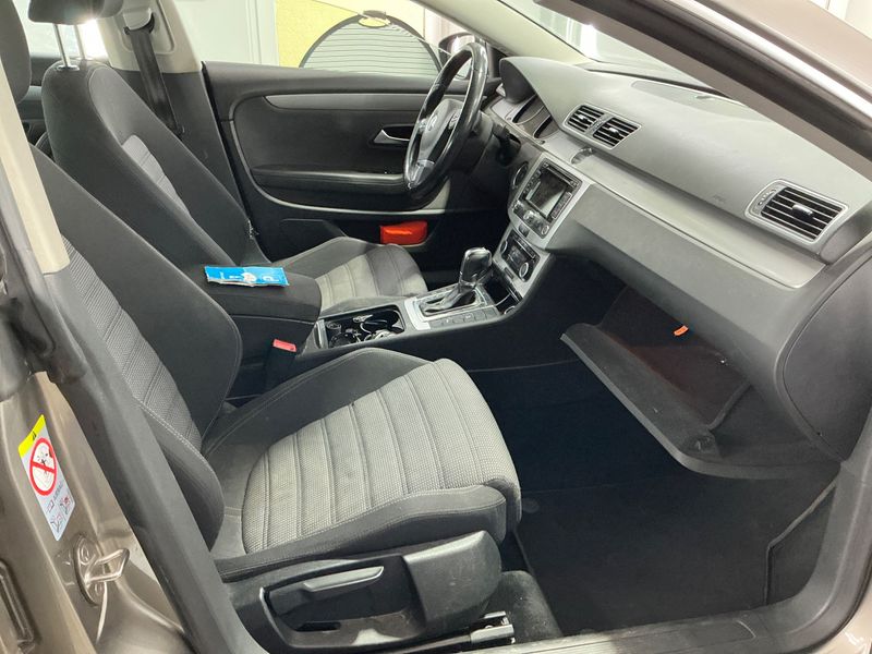 Volkswagen Passat CC 2.0 TDI BlueMotion Tech — zdjęcie 11