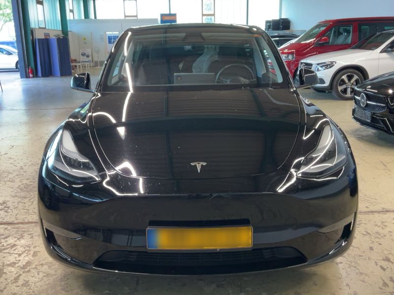 Tesla Model Y Long Range Dual AWD Premium — zdjęcie 9
