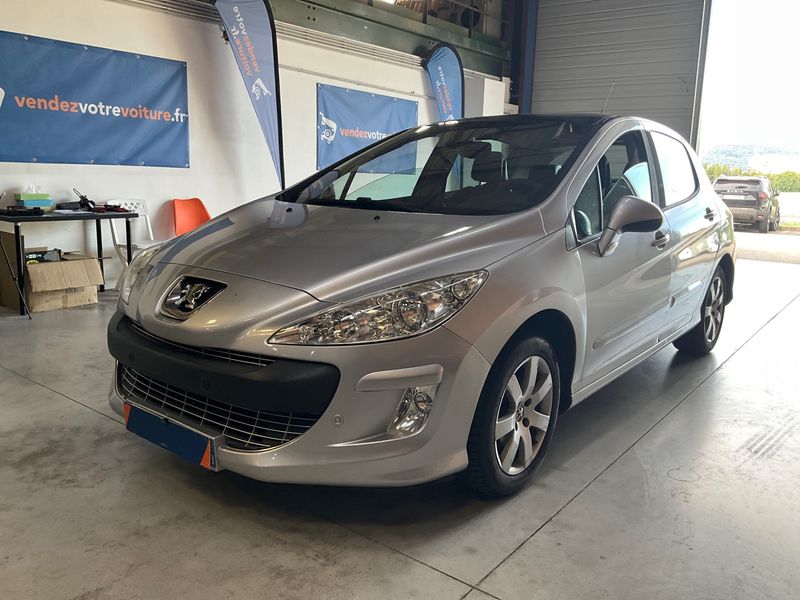 Peugeot 308 1.6 HDi Feline