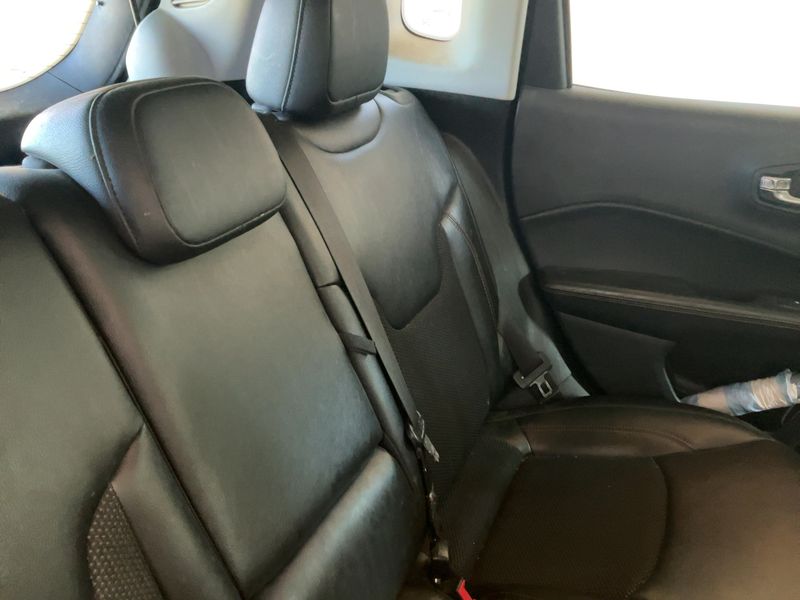 Jeep Compass 2.0 M-Jet Limited 4WD 2019 – снимка 19