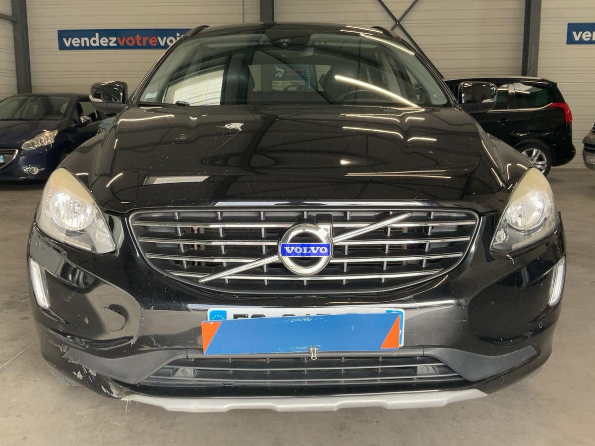 Volvo XC60 2017 — photo 15