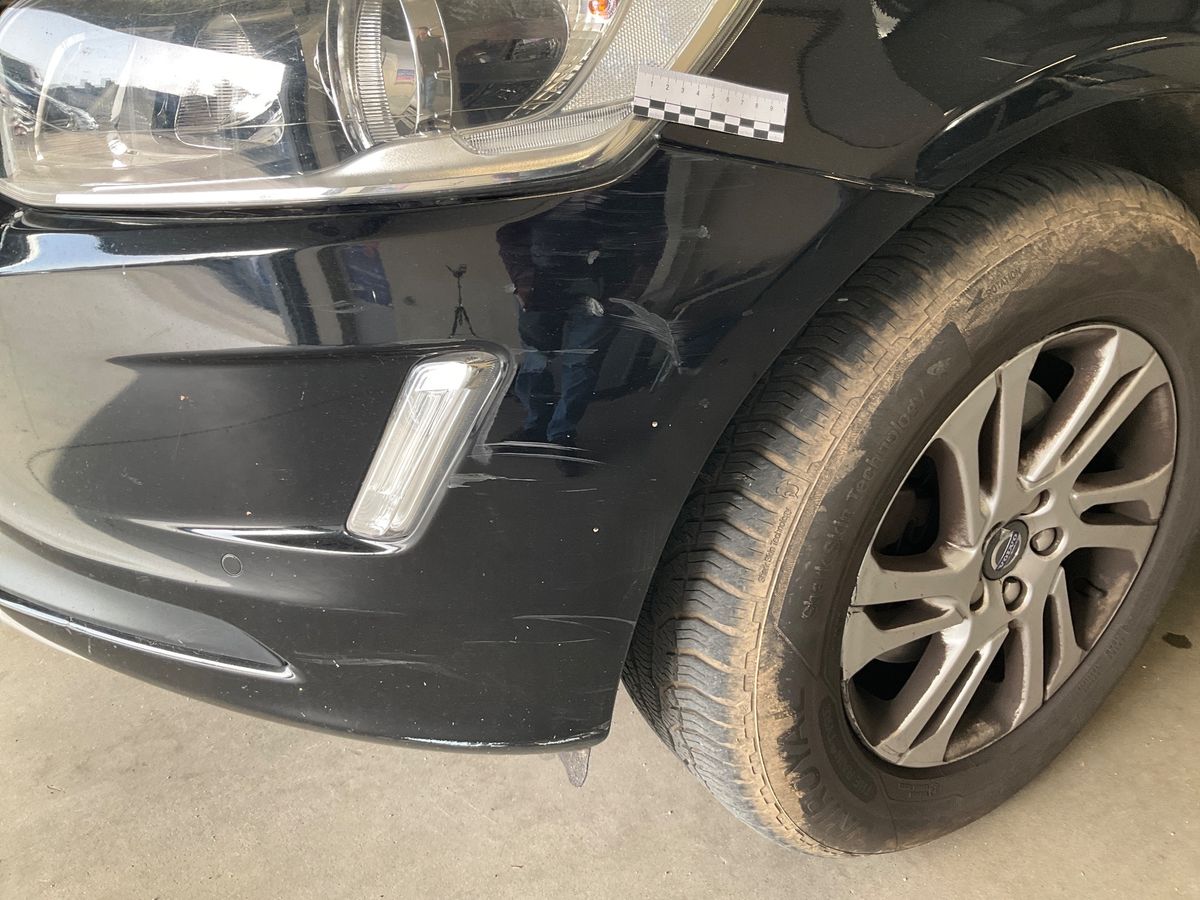 Volvo XC60 2017 — photo 44