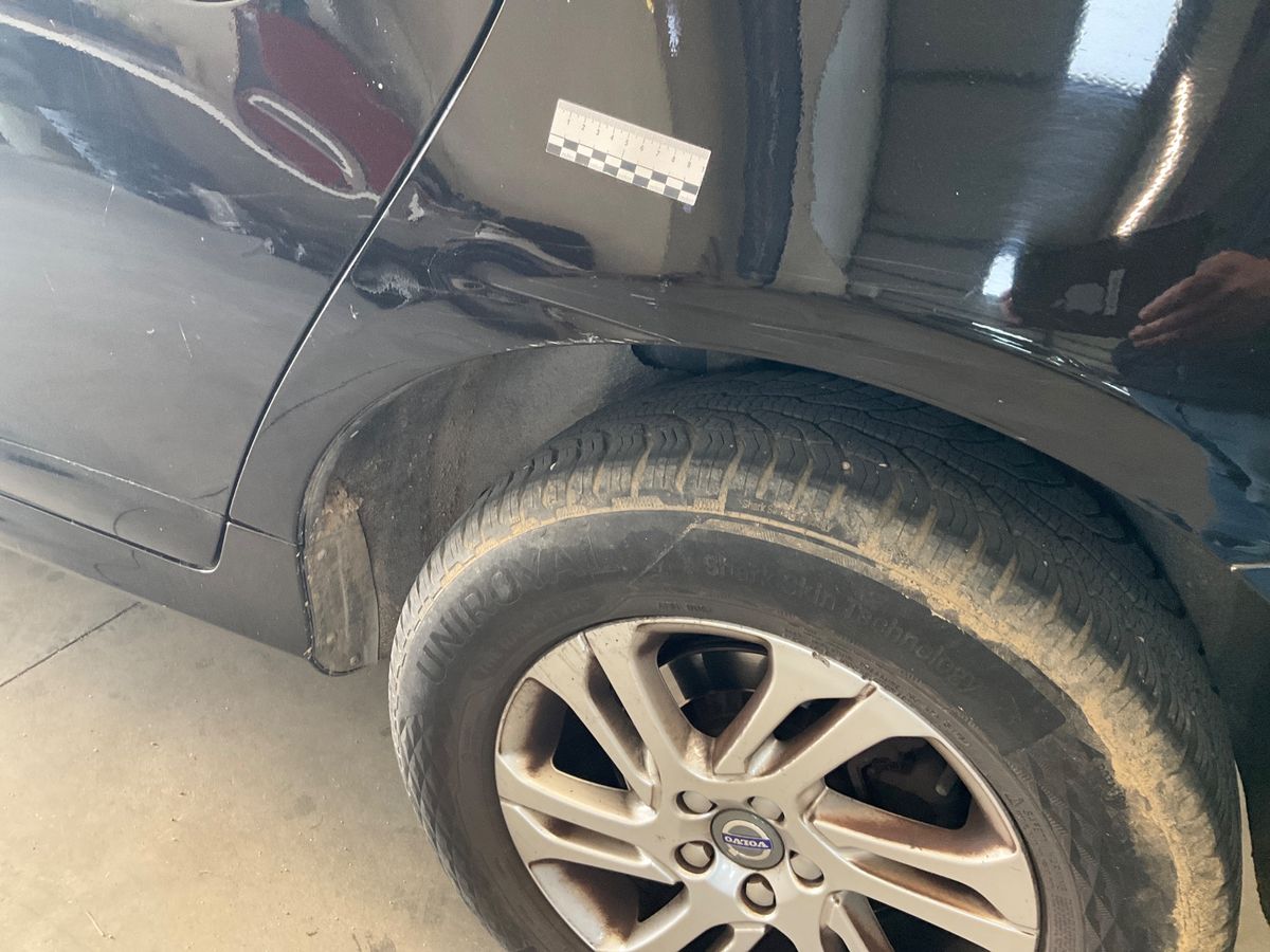 Volvo XC60 2017 — photo 37