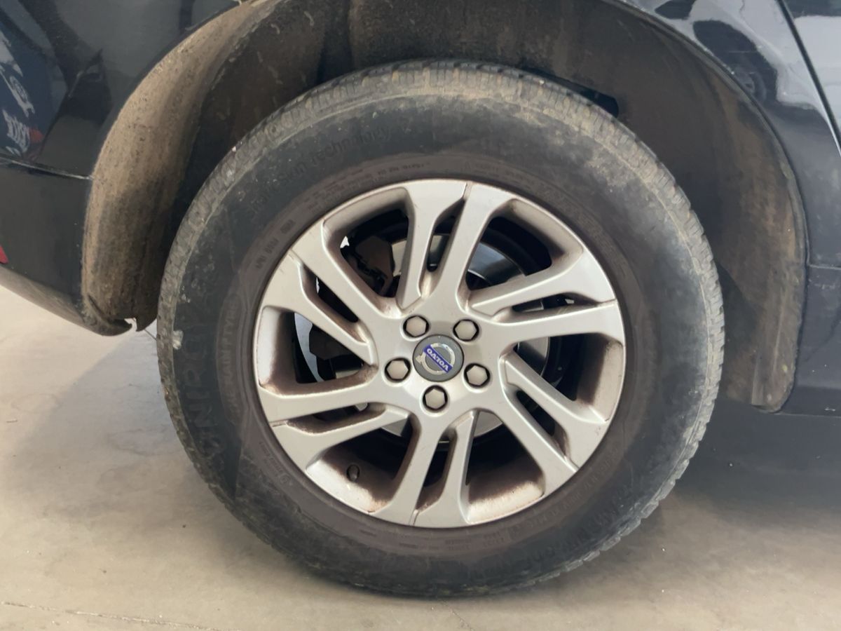 Volvo XC60 2017 — photo 10