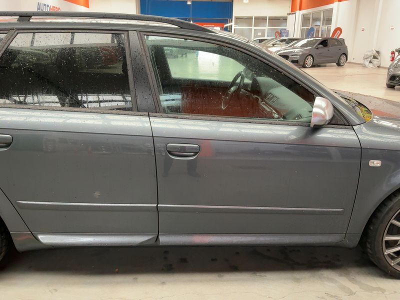 Audi S4 4.2 V8 quattro — zdjęcie 7