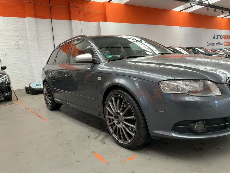 Audi S4 4.2 V8 quattro — zdjęcie 8