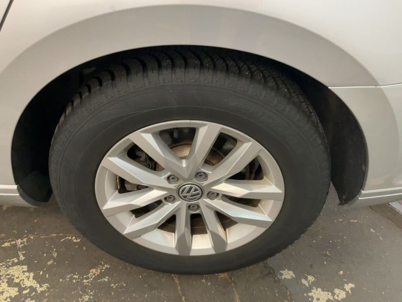 Volkswagen Passat 2.0 TDI Comfortline BlueMotion Tech 2016 – снимка 5