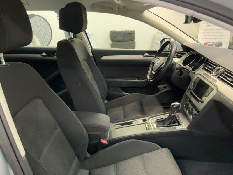 Volkswagen Passat 2.0 TDI Comfortline BlueMotion Tech 2016 – снимка 16