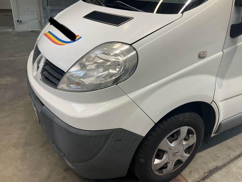 Renault Trafic 2.0 dCi L1H1 2,7t — zdjęcie 2