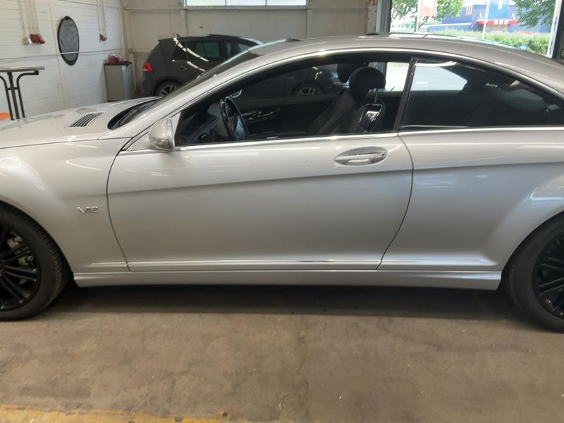 Mercedes-Benz CL-Coupe CL 600 — zdjęcie 4