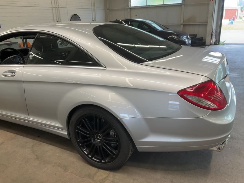 Mercedes-Benz CL-Coupe CL 600 — zdjęcie 3