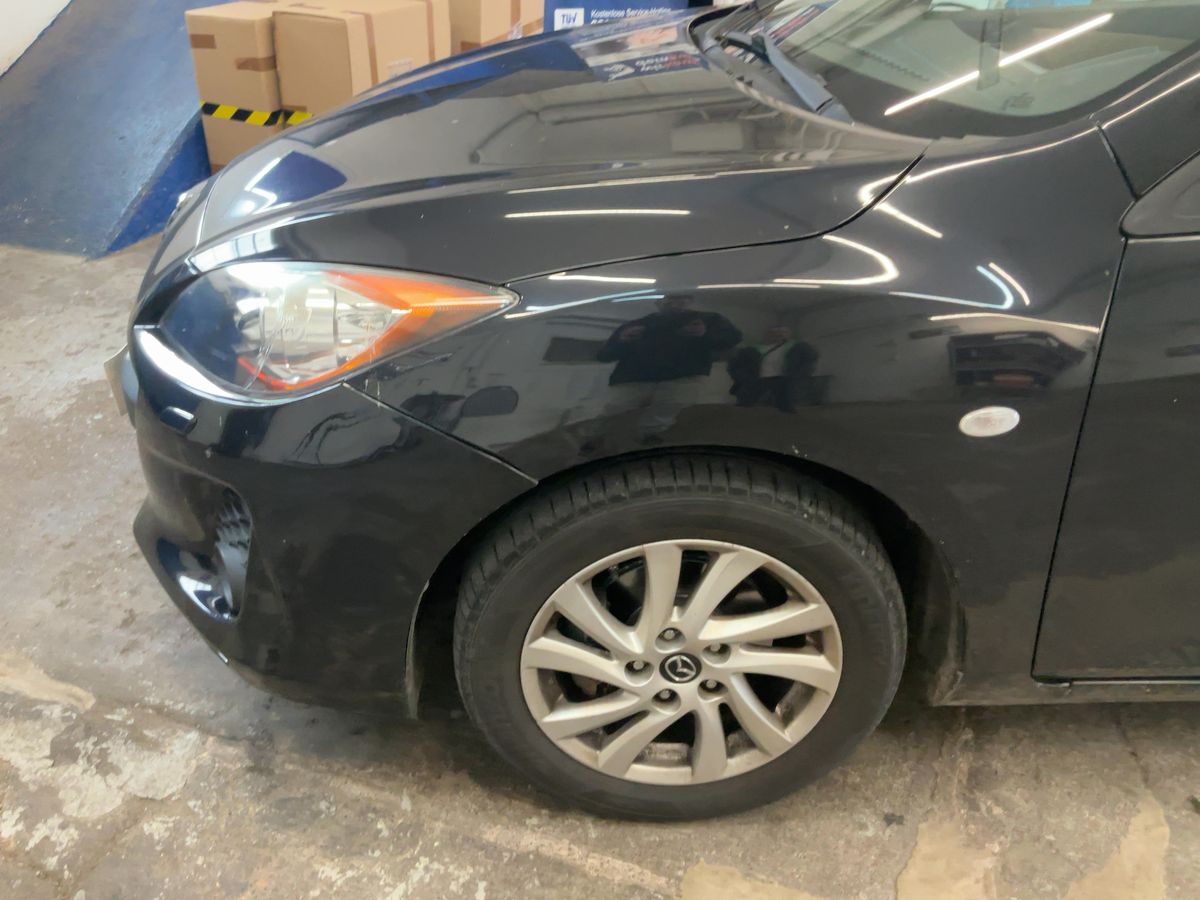 Mazda 3 1.6 Center-Line