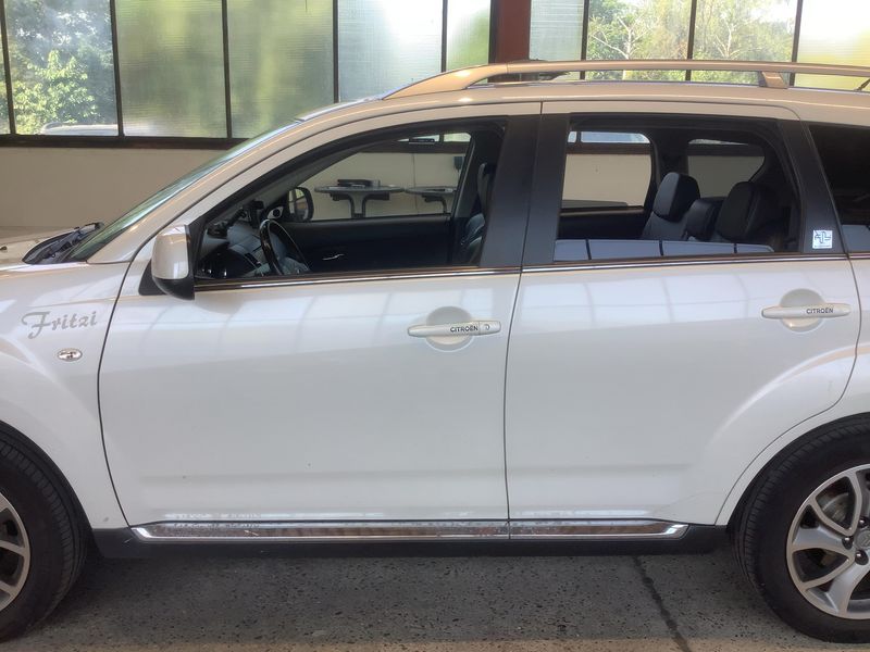 Citroen C-Crosser 2.2 HDi Exclusive — zdjęcie 4