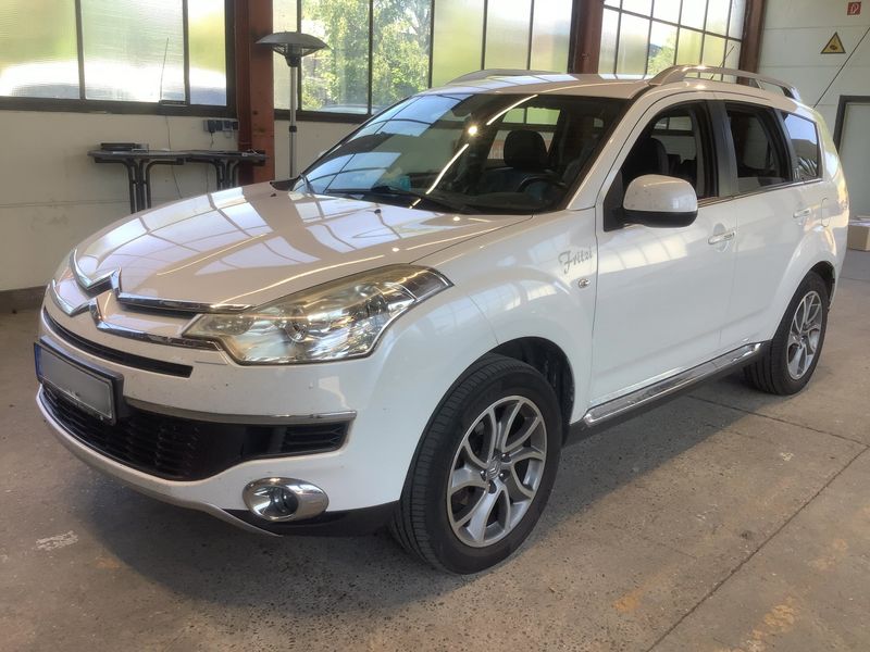 Citroen C-Crosser 2.2 HDi Exclusive