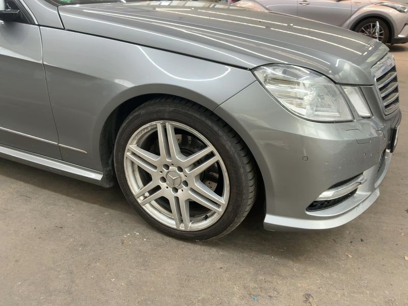 Mercedes-Benz E-Klasse E 300 Hybrid T BlueTEC Avantgarde 2012 – снимка 12