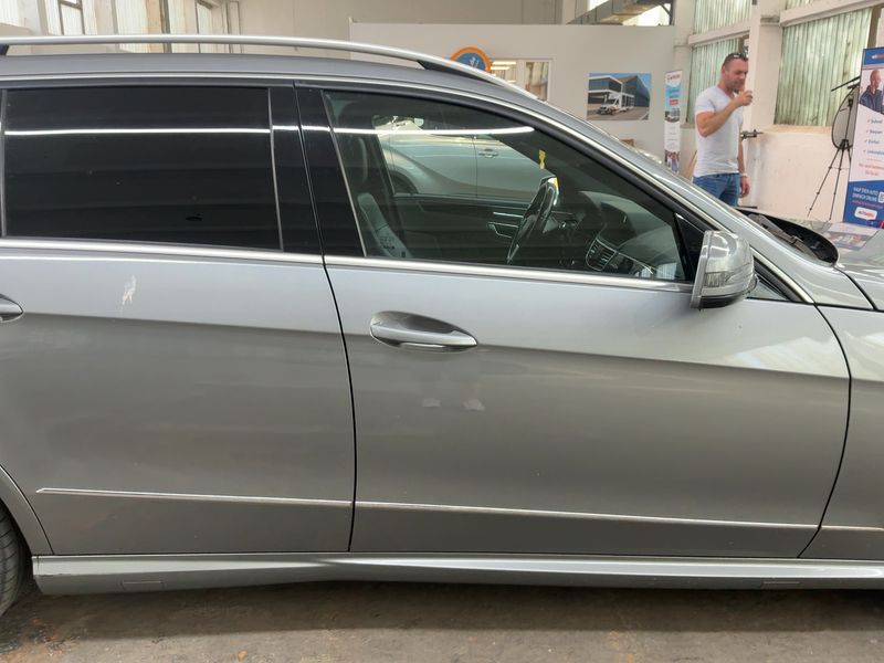 Mercedes-Benz E-Klasse E 300 Hybrid T BlueTEC Avantgarde 2012 – снимка 10
