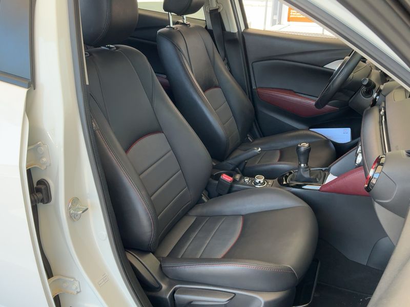 Mazda CX-3 1.5 Diesel Exclusive-Line — zdjęcie 11