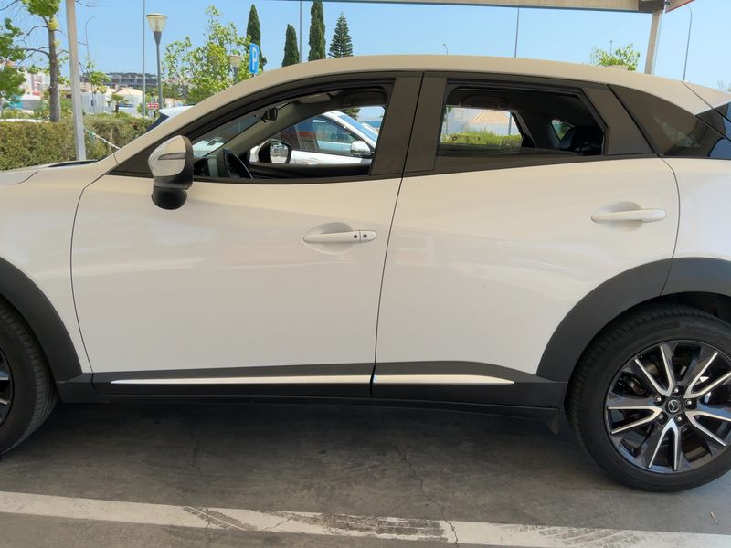 Mazda CX-3 1.5 Diesel Exclusive-Line — zdjęcie 4