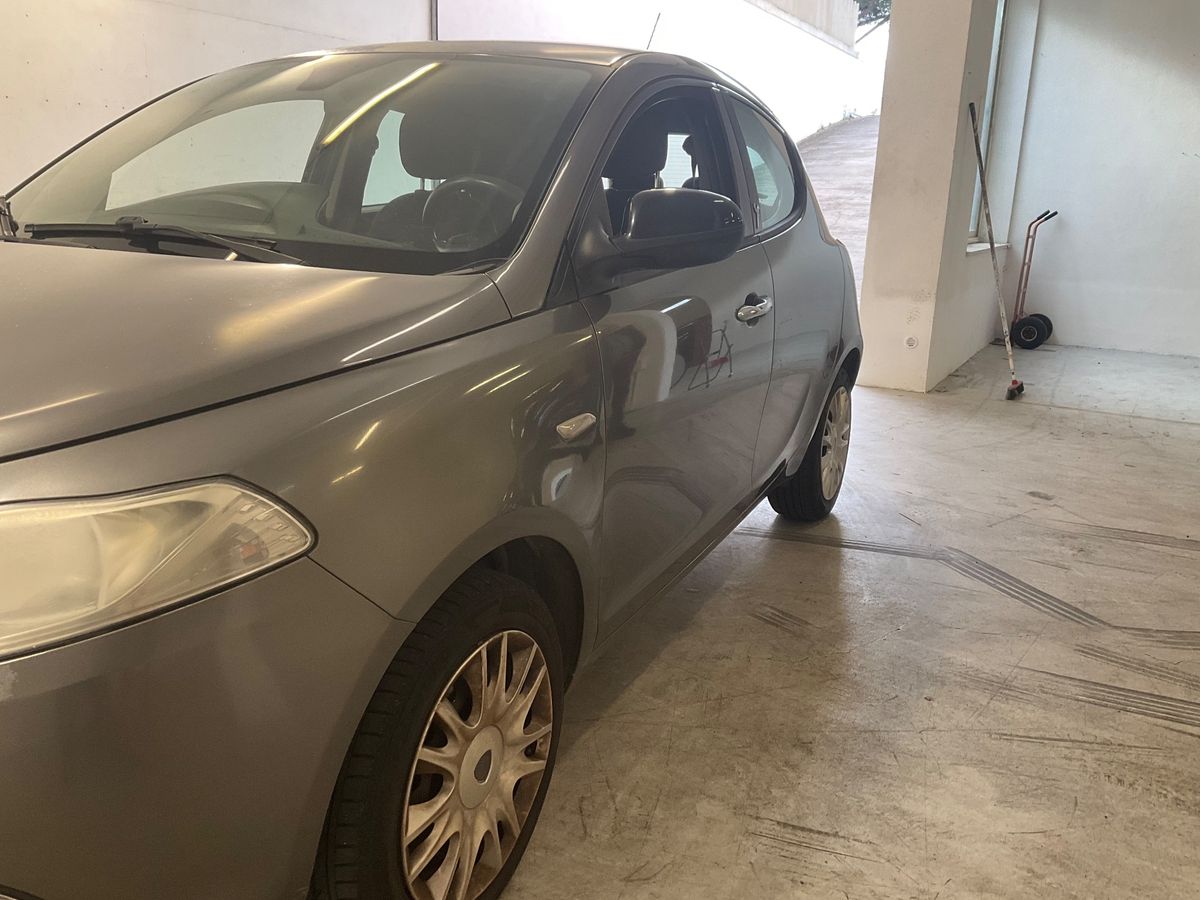 Lancia Ypsilon d'occasion