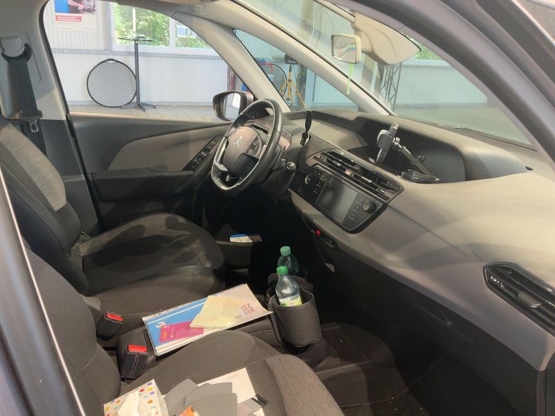 Citroen C4 Grand Spacetourer 1.2 PureTech Feel — zdjęcie 11