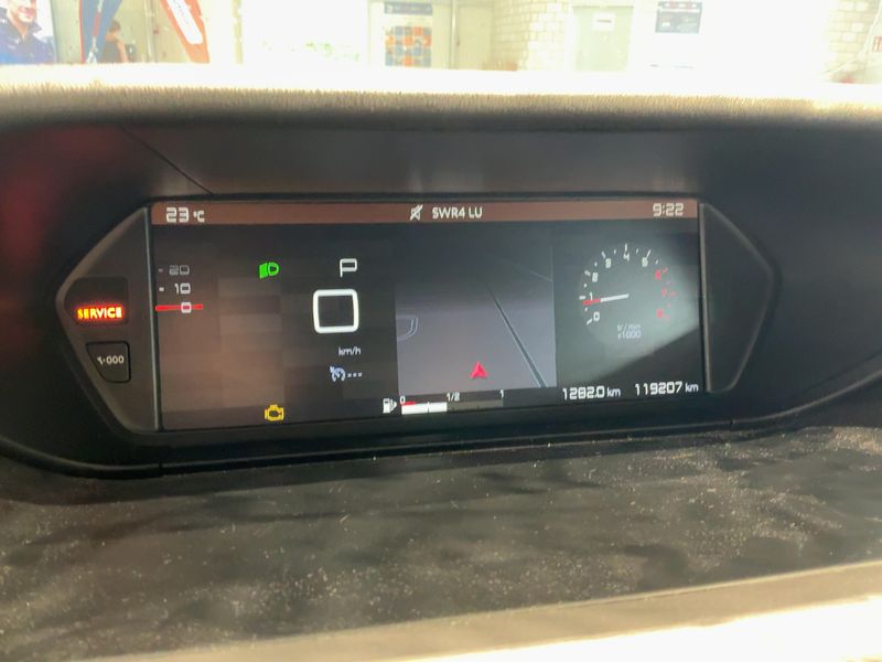 Citroen C4 Grand Spacetourer 1.2 PureTech Feel — zdjęcie 13
