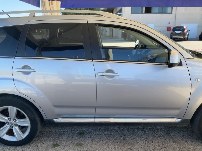 Peugeot 4007 2.2 HDi Platinum — zdjęcie 8
