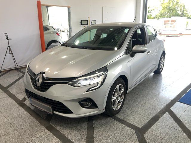 Renault Clio 2020 — photo 1