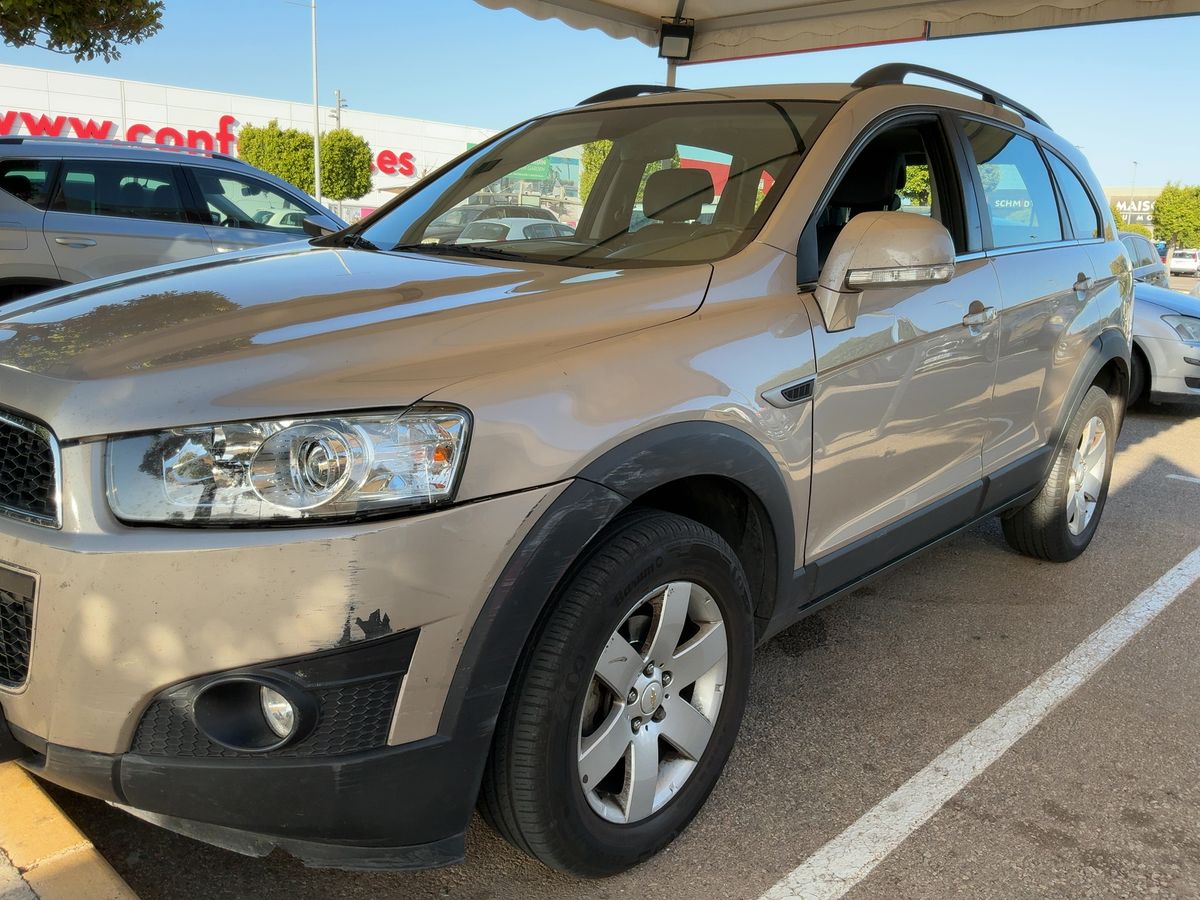 Chevrolet Captiva 2.2 Diesel D LT 2WD